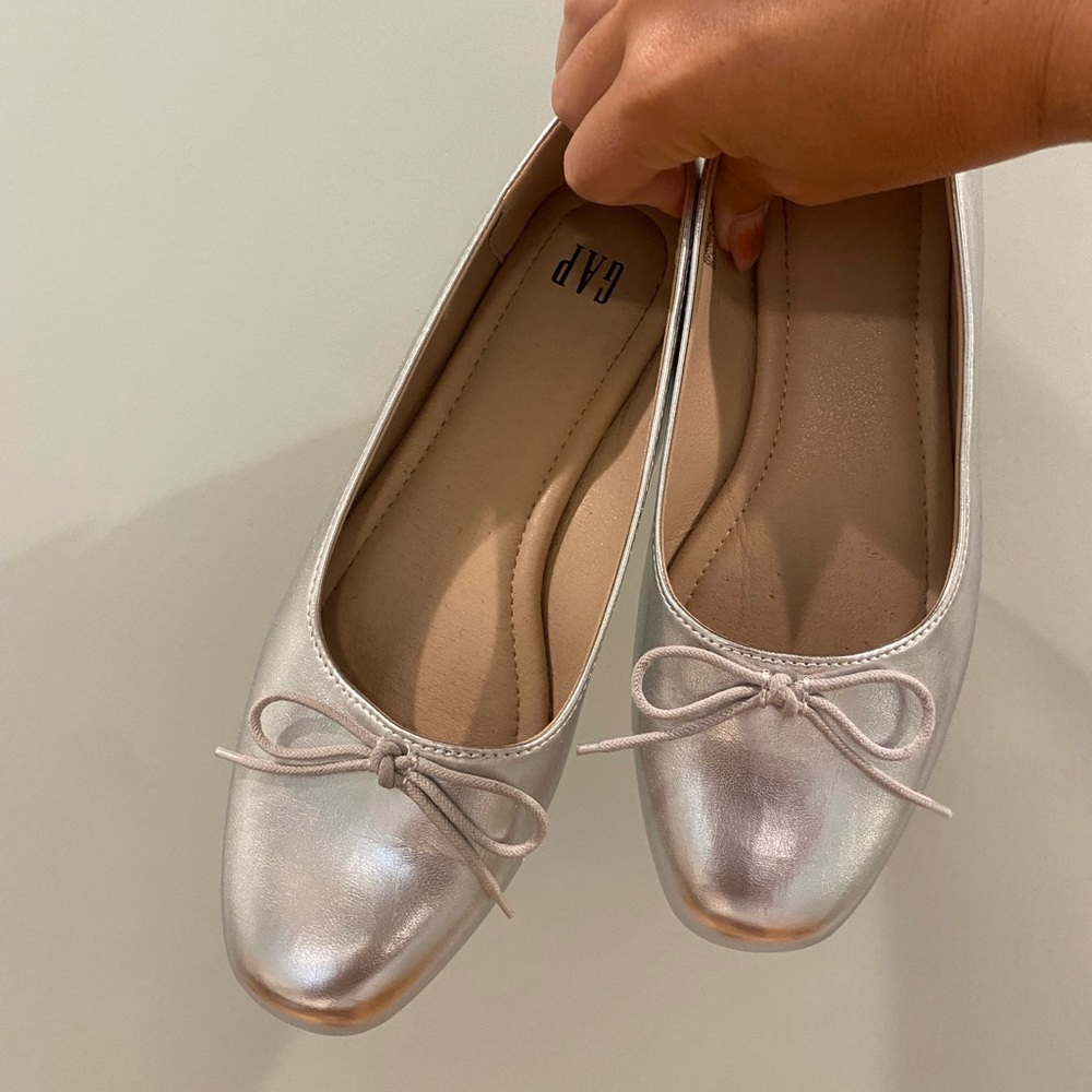 Silver Gap Ballet Flats